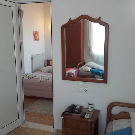 Hotel Fotini Kamena Wurla Zewnętrze zdjęcie