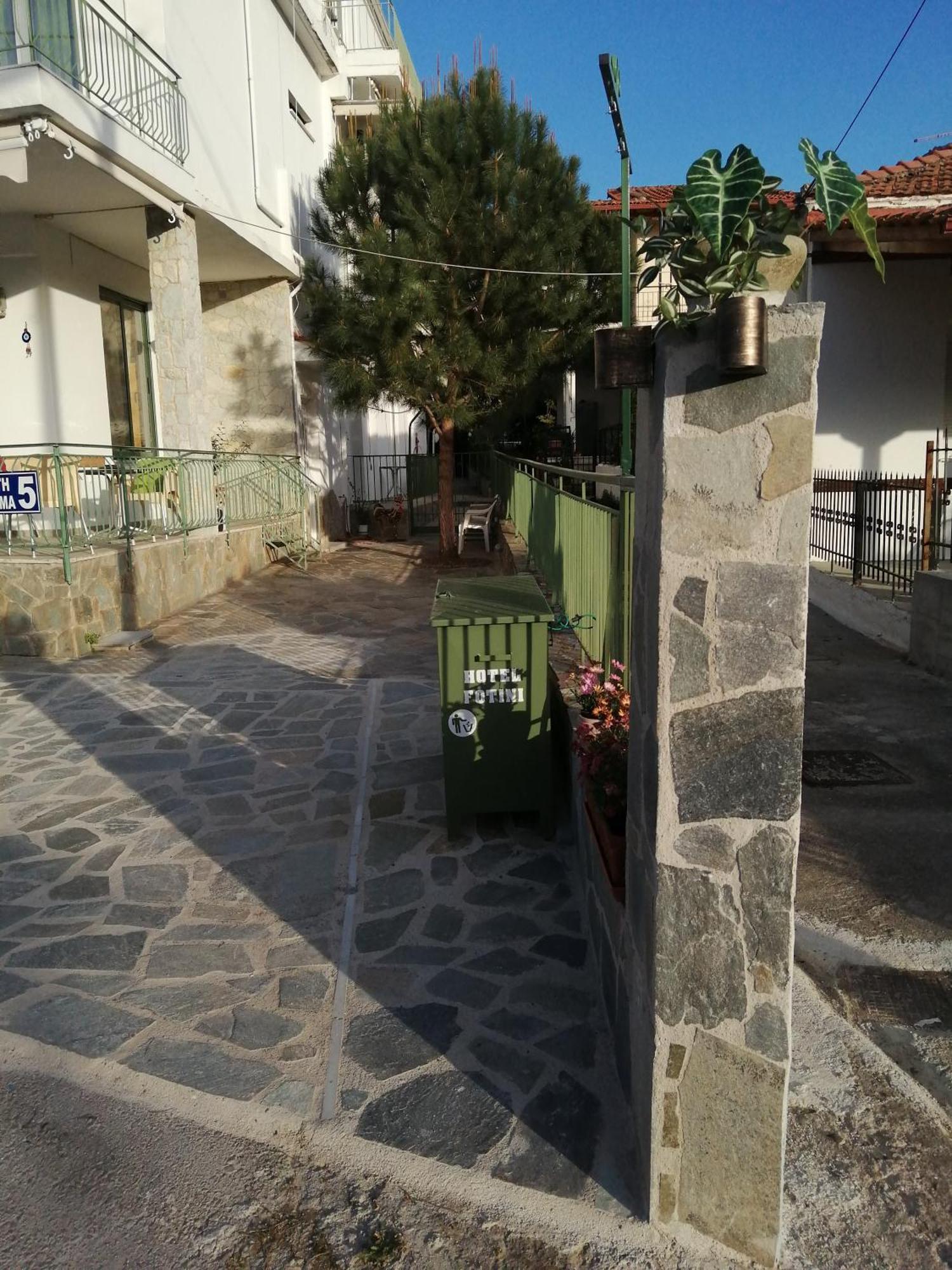 Apart Otel Fotini Kamena Vourla